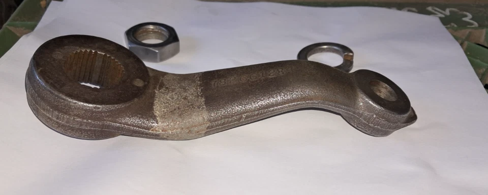 77-96 Cadillac Fleetwood Brougham D’elegance Steering Pitman Arm #78266612 - Image 2 of 4