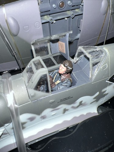 Ultimate Soldier Nazi Messerschmitt Bf-109G-6 Anton Toni Hackl 192 Victories1:32 - Picture 2 of 13