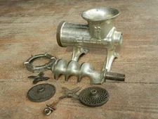 ALFA INTERNATIONAL VINTAGE #22, Manual Meat Grinder with 2 Knives, 2 Plates