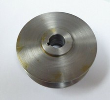 DYNAMO PULLEY - 12V. COMPATIBLE WITH: FERGUSON: TE20, TEA20 & TED20