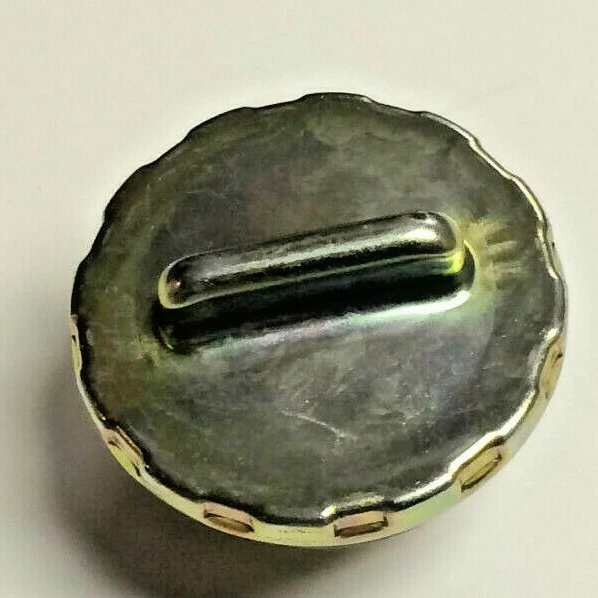 Stant 1975 1976 1977 Chevrolet Corvette tapa de gasolina - se adapta a muchos otros autos GM de época Foto 2 de 4