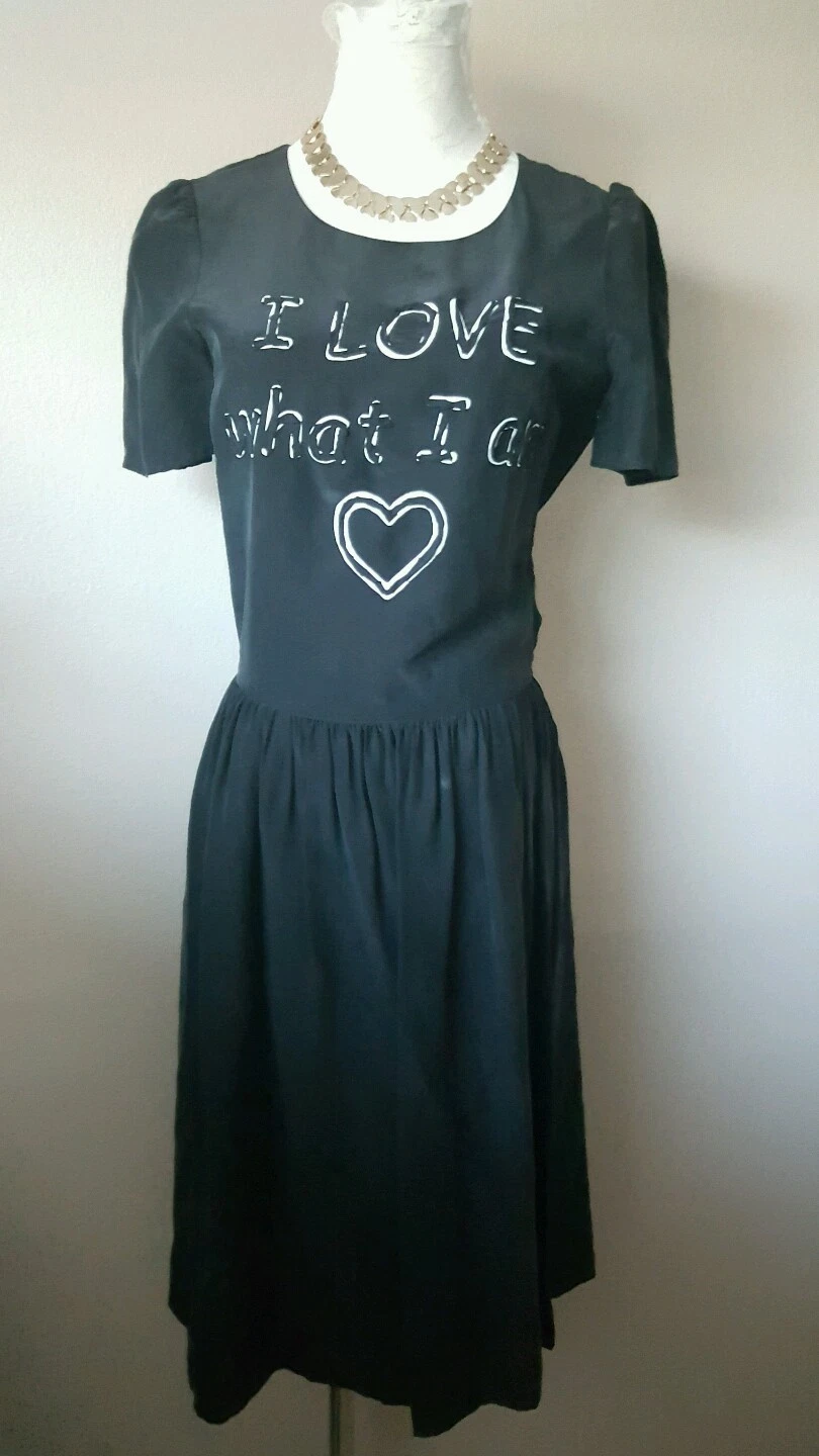 ABITO NUOVO CON ETICHETTE $470 LOVE MOSCHINO MISTO SETA NERO SLOGAN RICAMATO US 4 IT 40