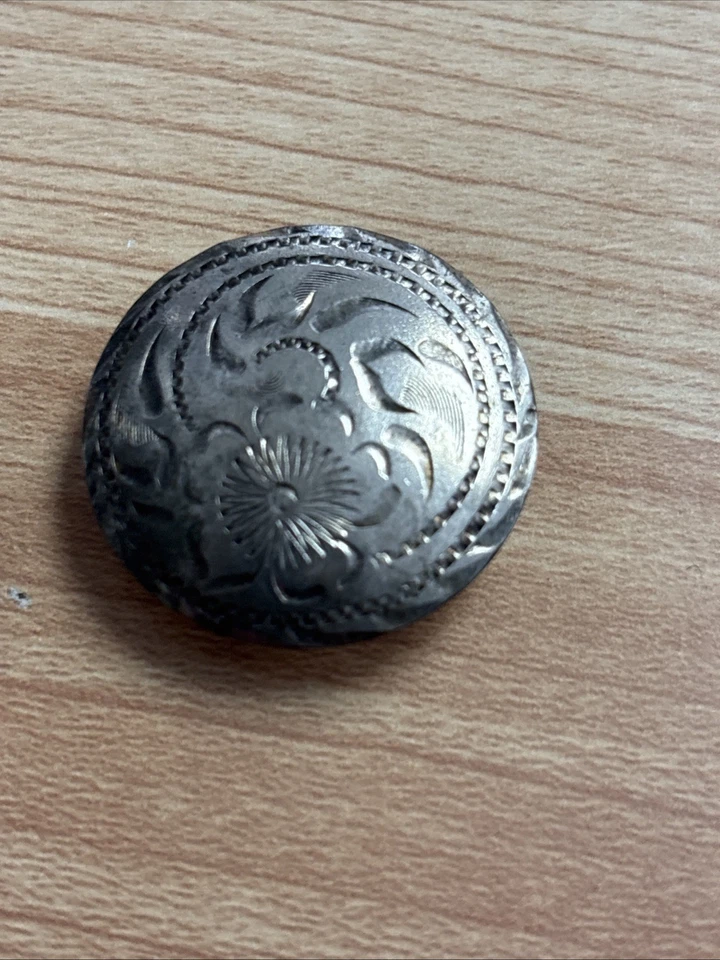 Vtg Sterling Silver Concho 1.25" Engraved Screwback Western Saddle Tack lot of 2 - Image 4 of 4