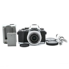 OLYMPUS OM D E M10 ED Lens Kit Silver