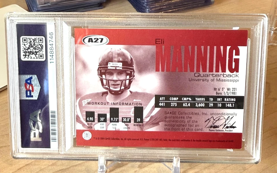 Autógrafo Sage Hit Eli Manning 2004/100 Gold Rookie A27 PSA 8,5 10 Auto Giants Foto 3 de 3