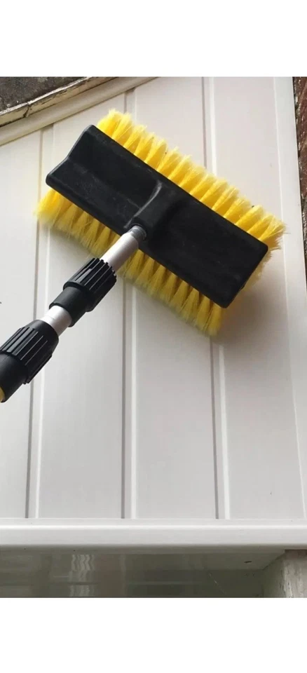 Telescopic Water Fed Gutter, Fascia,Window Cleaning Brush & Soap Dispenser - Image 4 of 4