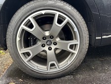 Maserati 20" Levante Wheels Rims w/ Pirelli Scorpion Tires 265/45 R20.  Set of 4