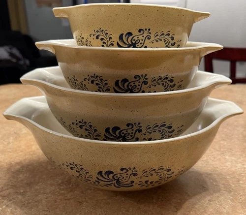 Vintage Pyrex Homestead Cinderella Mixing Bowl Set 441, 442, 443, 444 Tan Blue