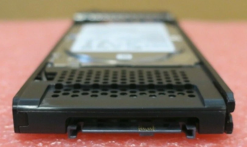 Fujitsu Eternus DX S2 300GB 2.5" SAS 6Gb/s 10K Hot-Plug HDD CA07339-E684 - Image 2 of 4