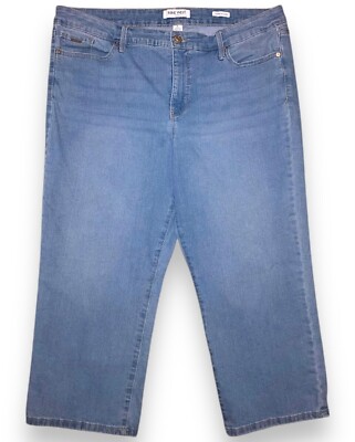 Nine West Jeans Women's 16 Blue Denim Capri Light Wash High