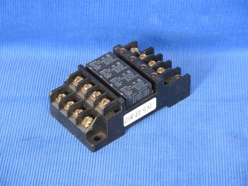 Omron P6BF-4BN con 4 relés G6B-1114P - Imagen 2 de 3