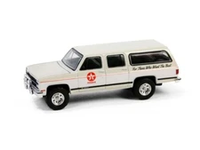 1990 Chevrolet Suburban - Texaco Diecast 1:64 Scale Model - Greenlight 41165E