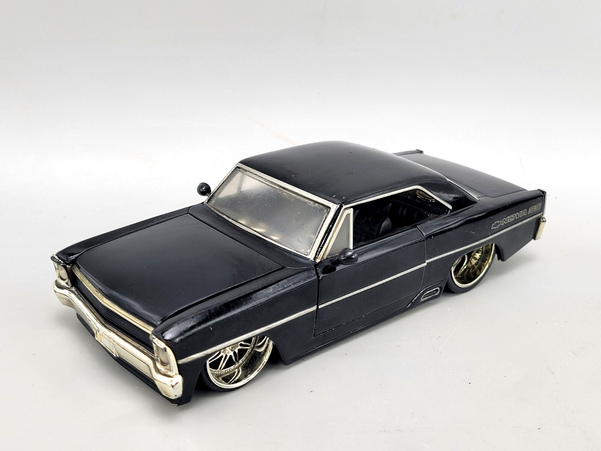 RARE** JADA Big Time Muscle 1967 Chevy Nova SS 1:24 DIECAST
