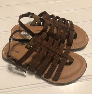 gap girls sandals