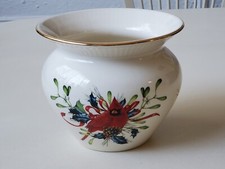 Lenox porcelain WINTER GREETINGS Cachepot. Vase. Cardinal. Birds. Holidays 