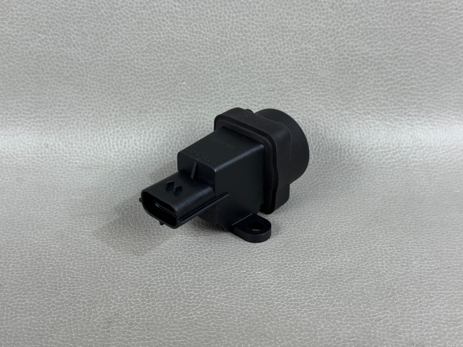 BRAND NEW! BENTLEY GENUINE INERTIA CUTOFF SWITCH OEM # UD75241