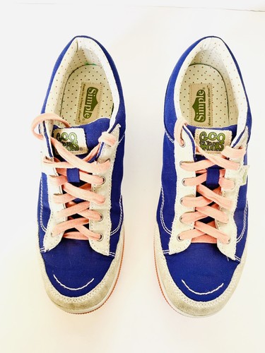 simple canvas sneakers