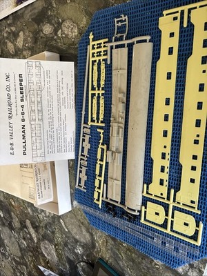 E&B Valley Pullman 6-6-4 Sleeper Train Kit  HO Scale .  New!