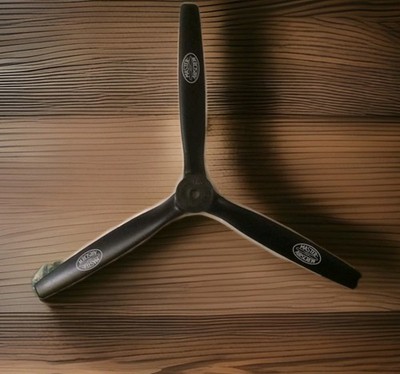 MASTER AIRSCREW 11X7 3-BLADE PROPELLER