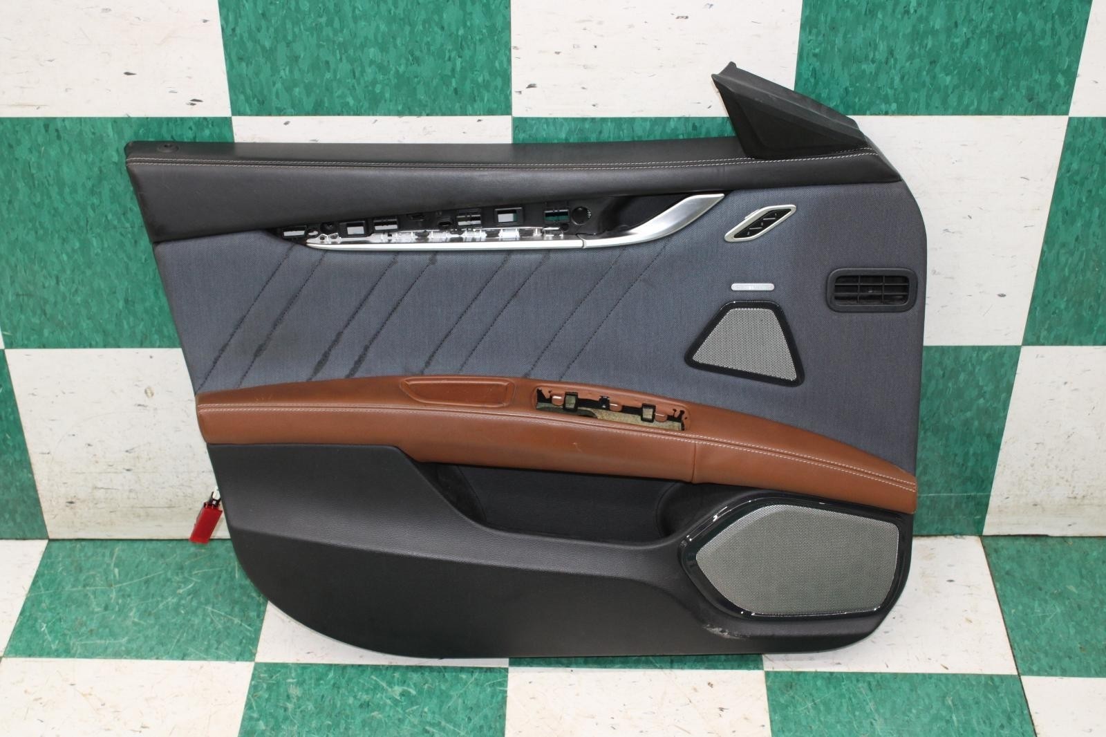 Maserati Ghibli 2014-2019 Front Left Side panel Brown