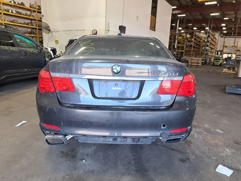 Power Brake Booster 2010 750li Sku#4179434 - Image 3 of 4