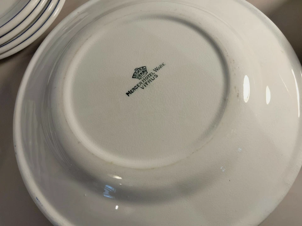 Platos masónicos, Mercer Hotel Ware Vitrus, ajustes, artículos de restaurante vintage Foto 2 de 4