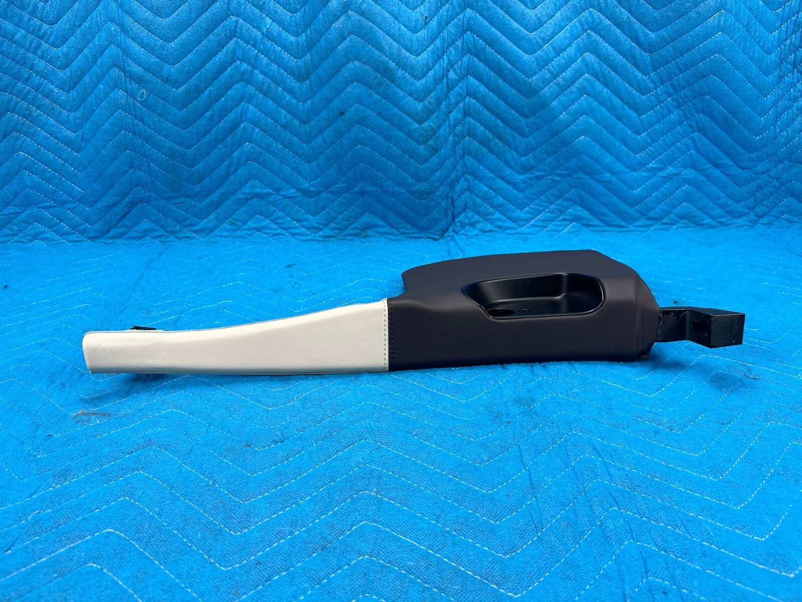 Bentley Flying Spur Front Driver's Kick Trim Panel Black/Ivory 2006-2012 OEM