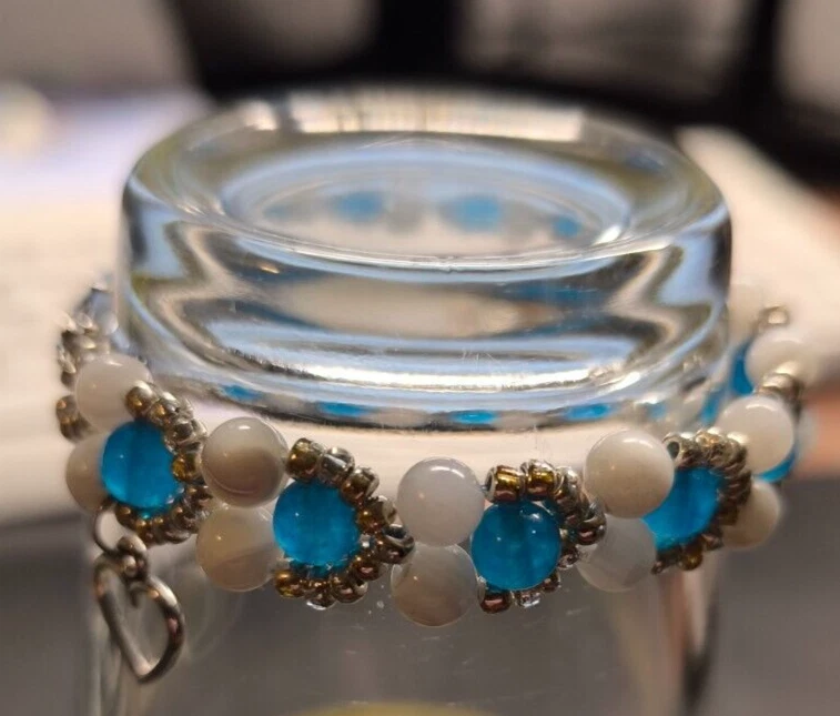 Armband Perlmutter, Apatit, Glasperlen in Weiß/Blau/Silber, Schnappverschluss - Bild 3 von 3