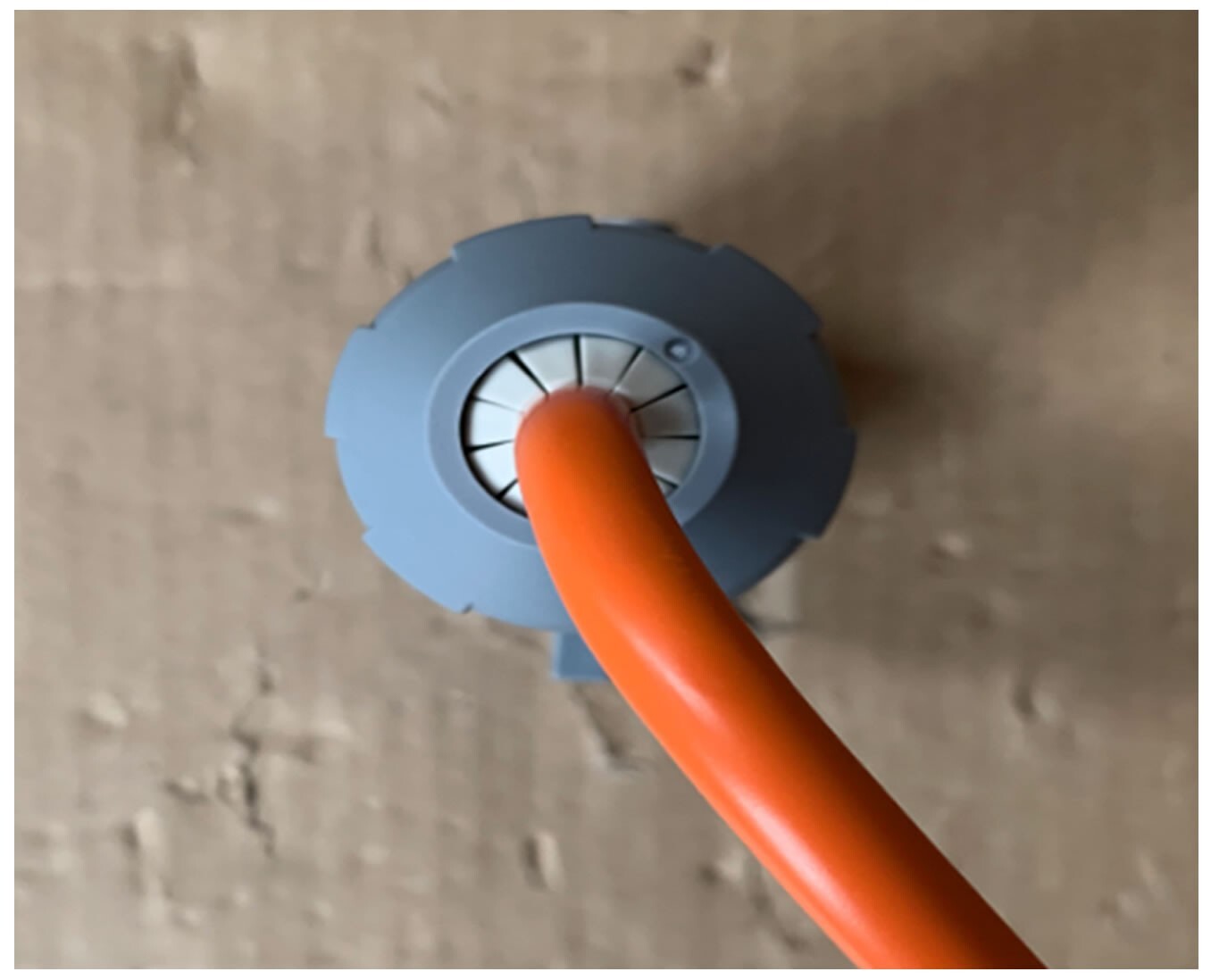 10m Camping Electric Mains Hook Up Reel Caravan Site Power Cable 16A