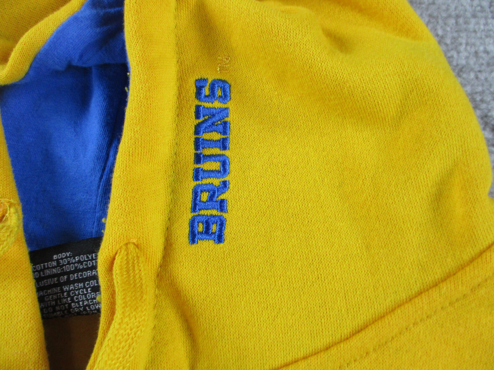 UCLA Bruins Sweater Adult Large Yellow Blue Hoodie Spell Out University