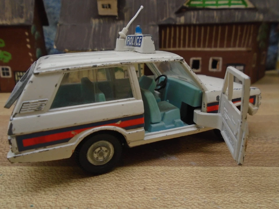 VINTAGE RANGE ROVER AMBULANCE NO. 268 DINKY TOYS - Image 3 of 4