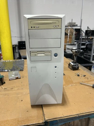 Vintage Mid AT/ATX Computer Tower Case with PSU/CD/Floppy READ