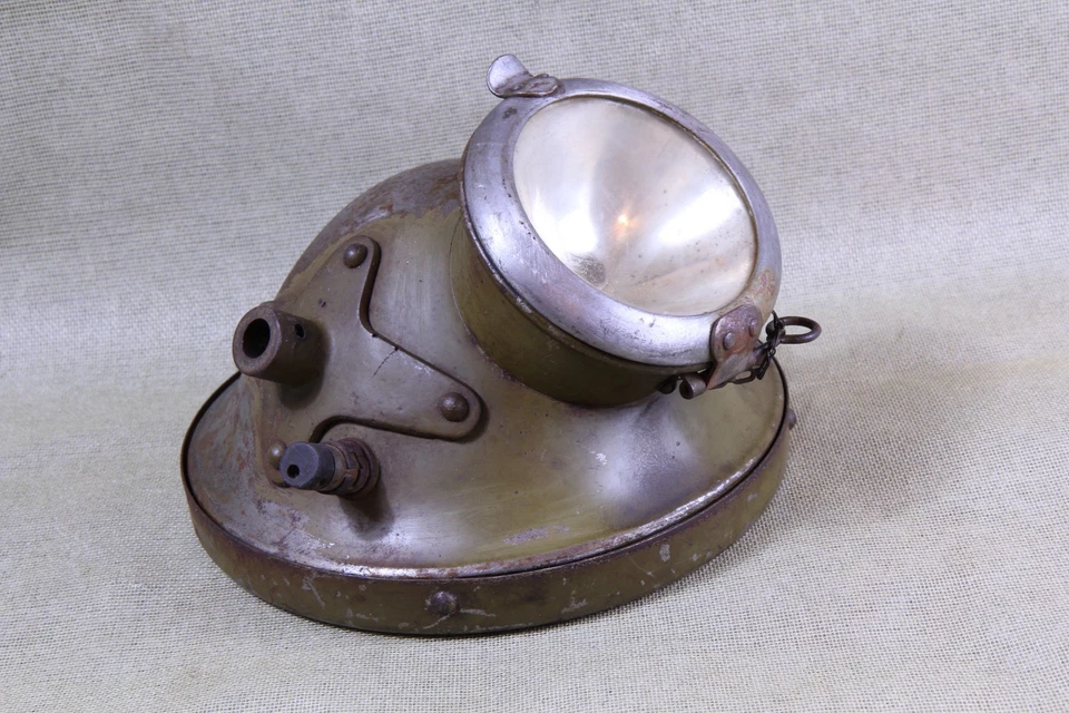 Victor BSA Headlight Head/ Search Light  British  Military Green - Image 4 of 4