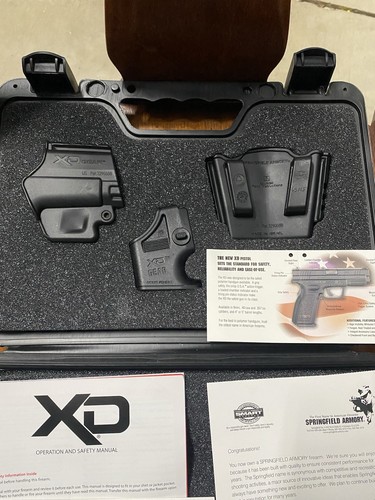 SPRINGFIELD ARMORY XD-XDM FACTORY HARD CASE + XD GEAR Holsters .40, 9mm, 45 - Picture 2 of 5