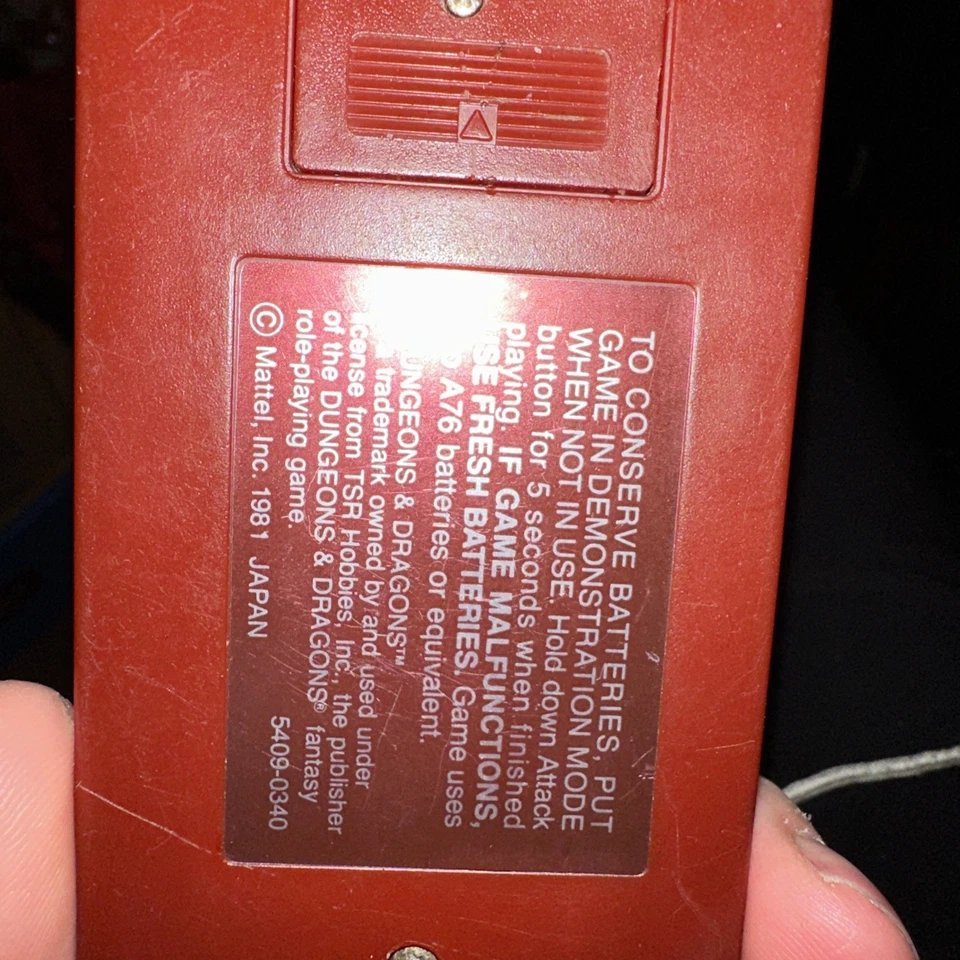 Винтажная портативная видеоигра MATTEL Electronic DUNGEONS & DRAGONS - Изображение 4 из 4