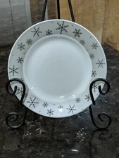 Robert Stanley White Porcelain 7 3/4" Plate Silver Snowflakes NEW Set Of 4