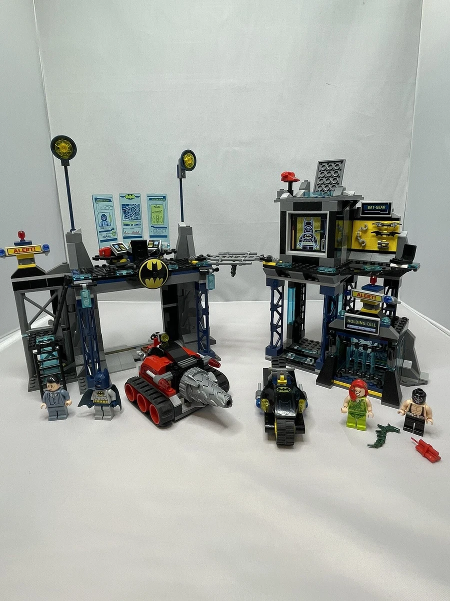 Lego Batcave 6860