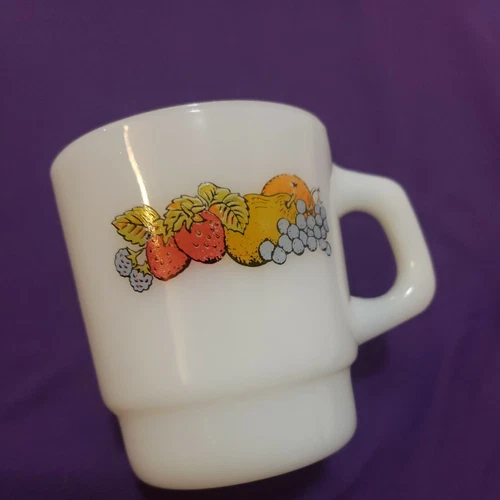 VINTAGE ANCHOR HOCKING FIRE KING CUP or MUG WITH FRUIT DESIGN PATTERN 