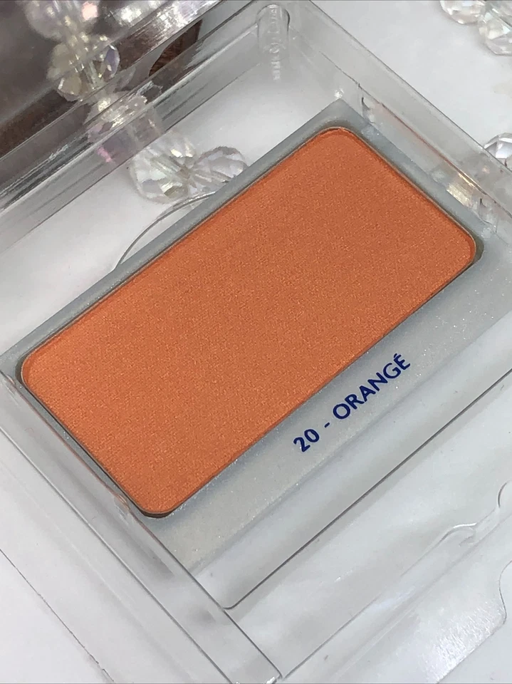 Refil de Blush Orlane Velvet Blusher - 20 Laranja - 0,14 oz Tamanho Completo - Novo - Imagem 3 de 4