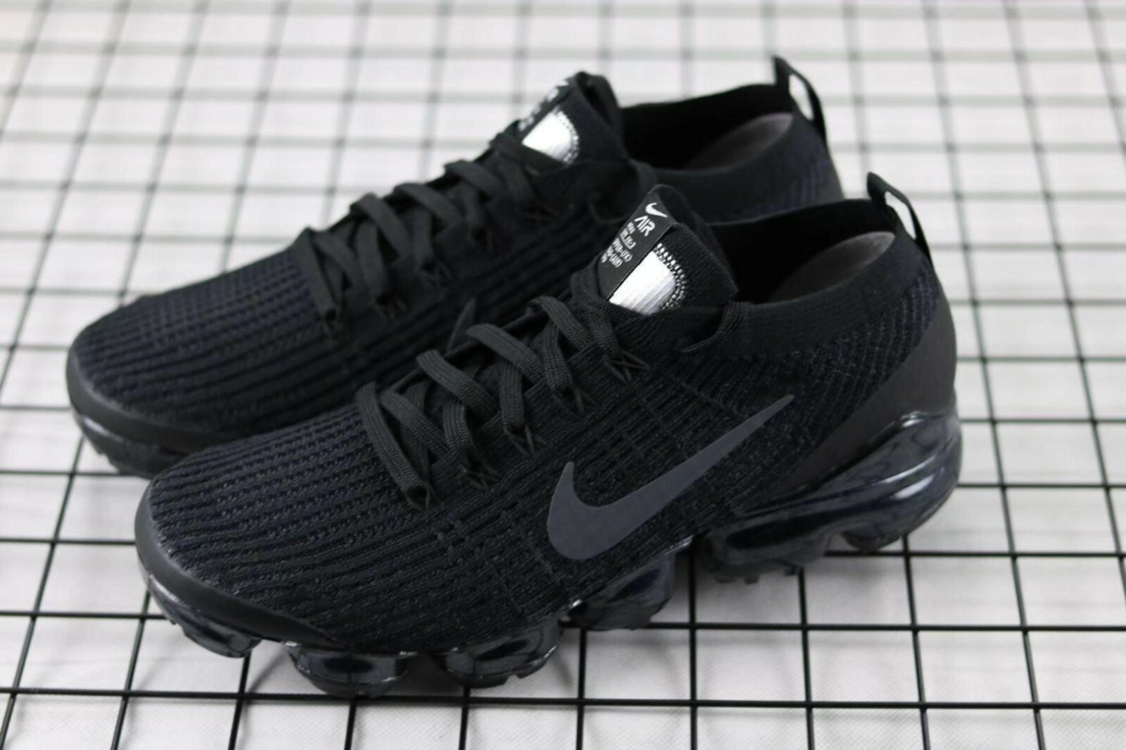 nike vapormax 3 flyknit black