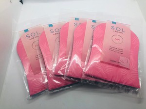 jergens self tanner mitt