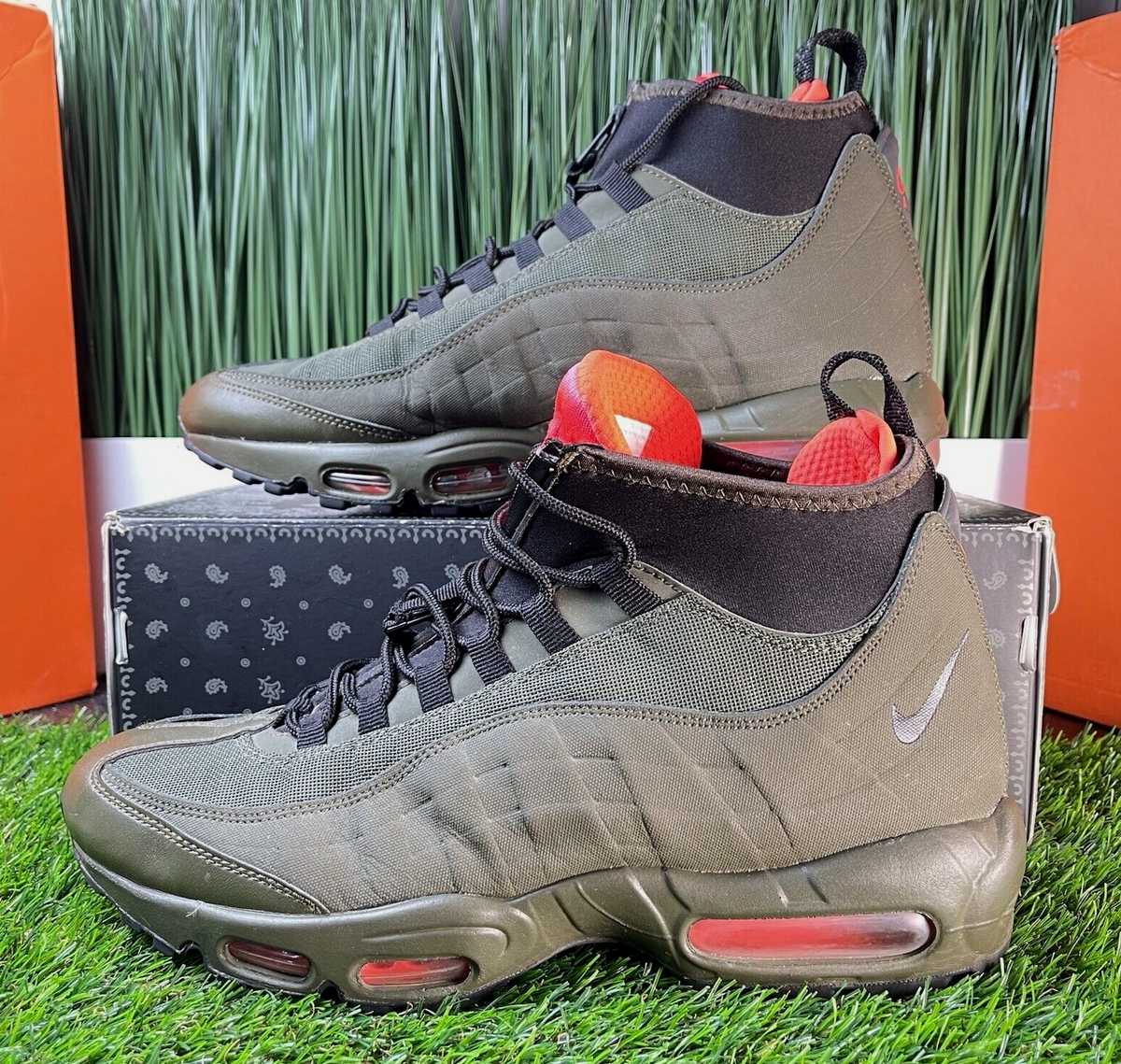RARE Nike Air Max 95 Mens Sneakerboots Dark Loden Olive RARE Nike Air Max 95 Mens Sneakerboots Dark Loden Olive