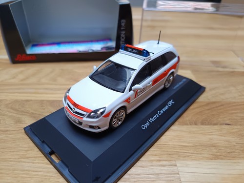 Opel Vectra Caravan OPC Polizei Baselland 1:43 Schuco 04972 - Bild 5 von 9