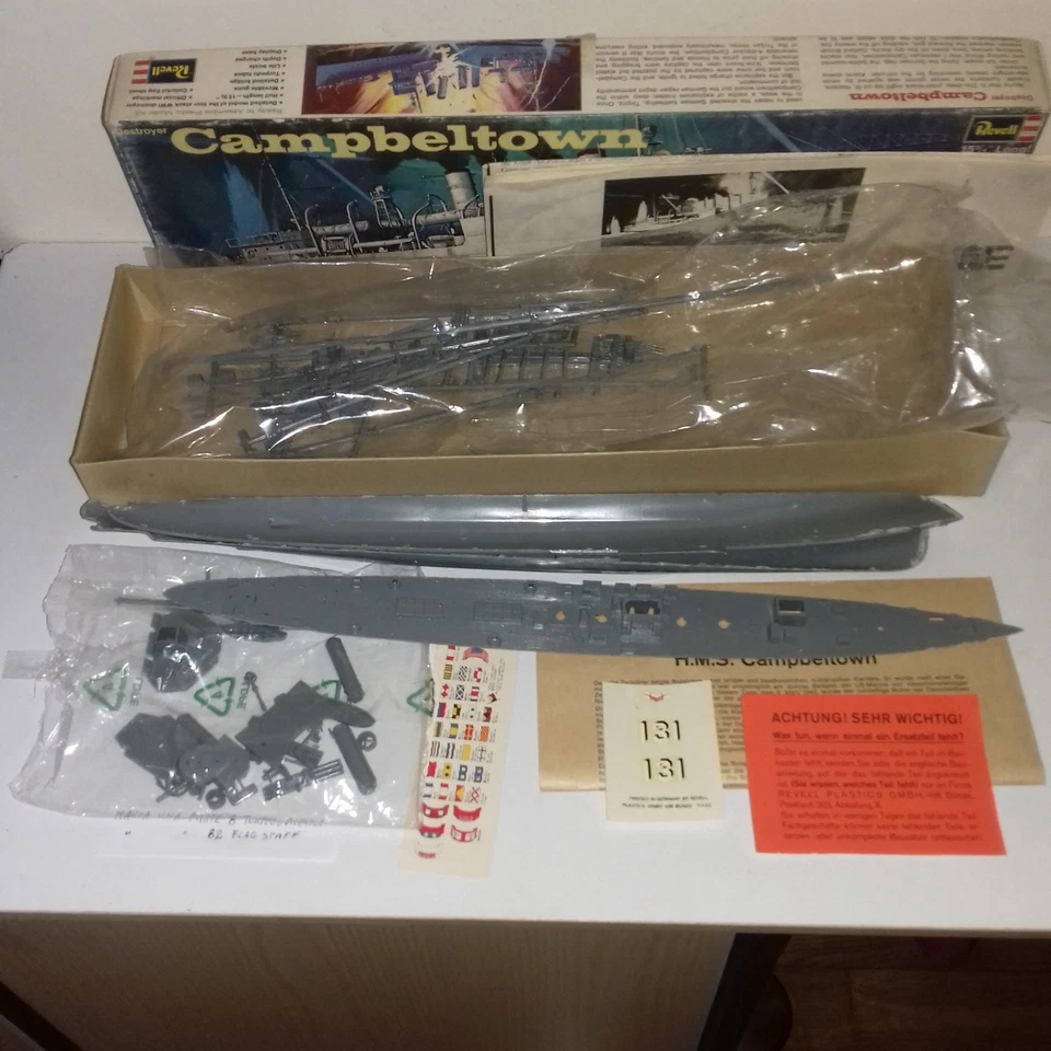 DESTROYER CAMPBELTOWN KIT REVELL H-450 LEGGI NOTE - Immagine 3 di 4