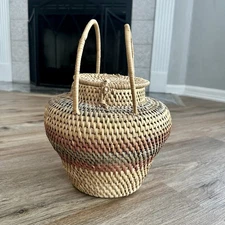 Large Vtg Lidded Woven Basket w/ Dual Handles – Handcrafted Storage/Display
