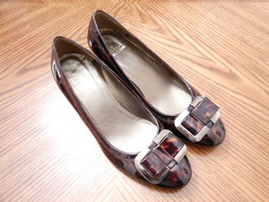 stuart weitzman wedges pumps