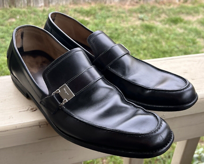 SALVATORE FERRAGAMO Black Leather Buckle Detail Men display picture 3