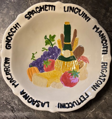 Handcrafted, hand painted Italian pasta bowl circa 1970 - 第 1/1 張圖片