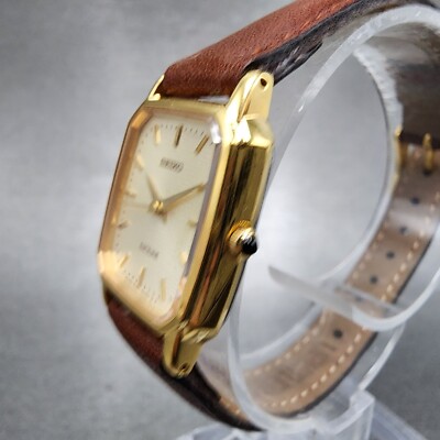 Seiko Exceline Tank Watch Women 20mm Champagne Dial Gold Plated