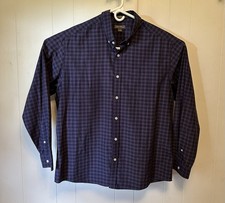 Eddie Bauer Wrinkle Free Relaxed Fit Men  s XL With Pocket .